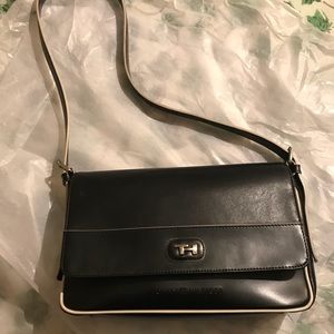 Tommy Hilfiger pocketbook